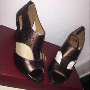 NEW Söfft 10W Pavia Copper Heels